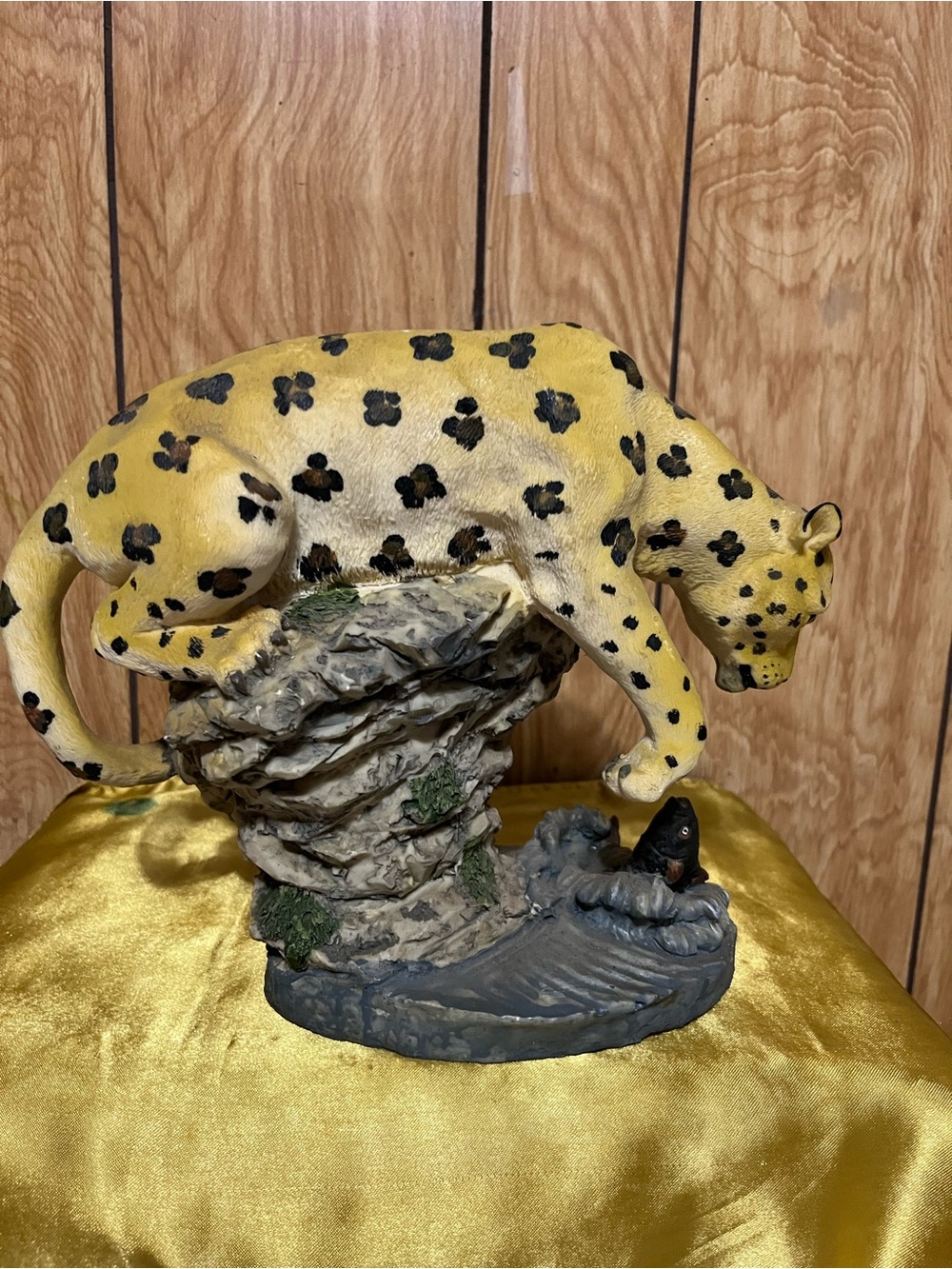 Yellow Spotted Leopard Home Art Figurine - Decorative Sculpture